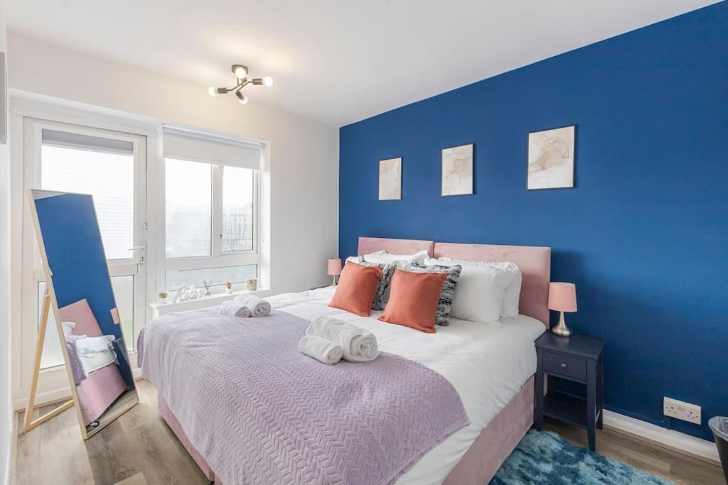 Shard View 2Br Next Tower Bridge Apartment London Exterior photo